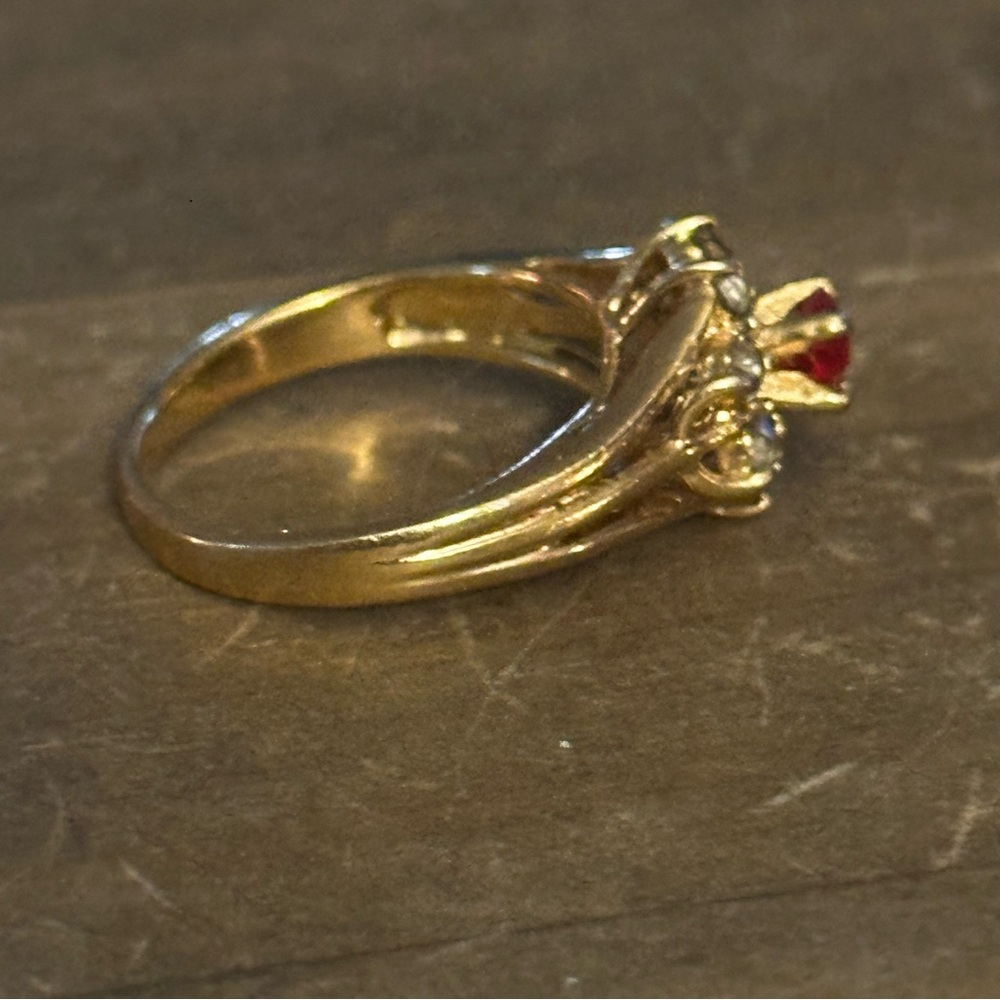 Vintage Simulated Ruby With Clear Rhinestones Ring - image 4